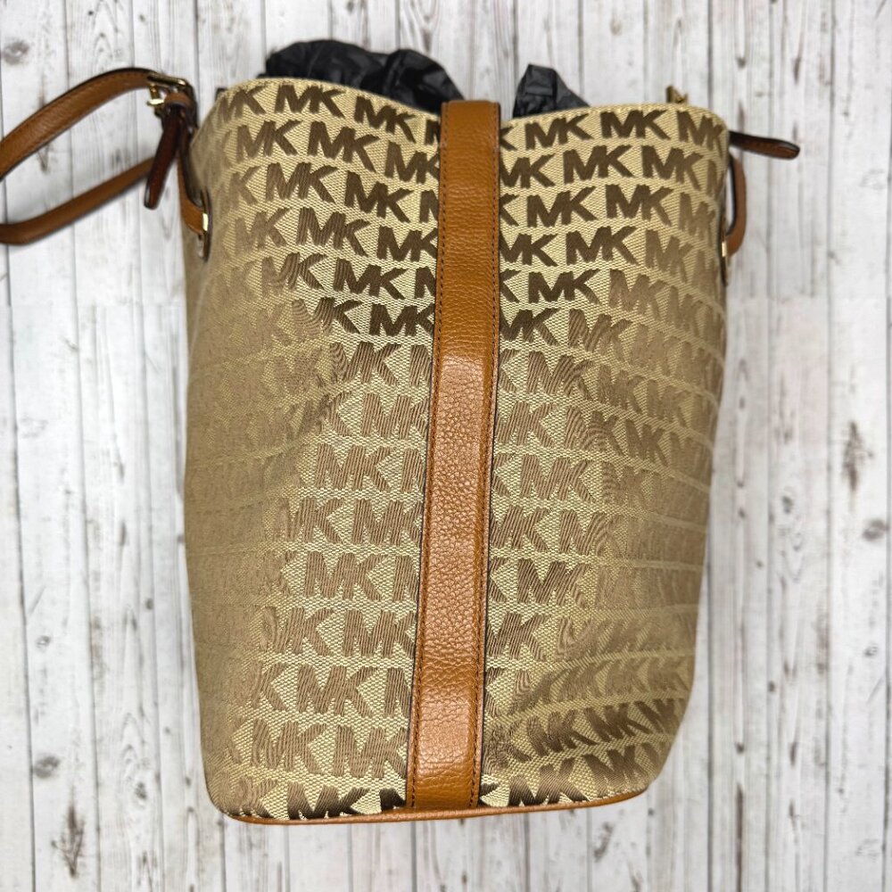 Michael Kors Set Logo Jacquard Tote Bag | Brown | Large - Picture 3 of 6
